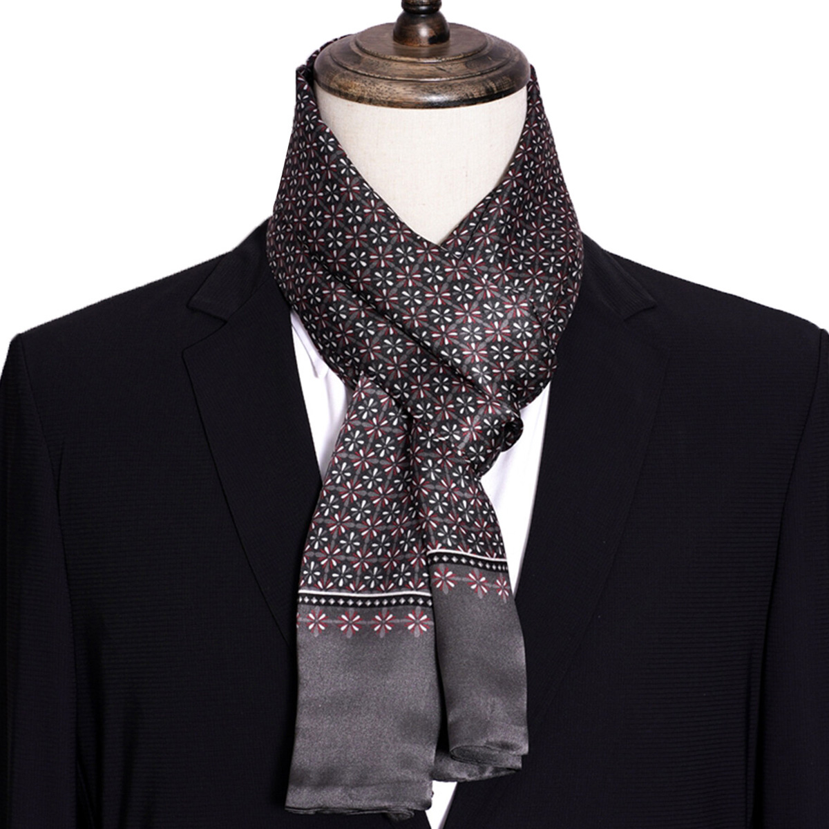New Men's Stripe Silk Scarf Ho - Travel Accessories Sale 评论和价格