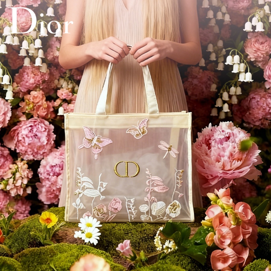 Christian Dior Dior’s Bag Luxu - It Travel Accessories 评论和价格