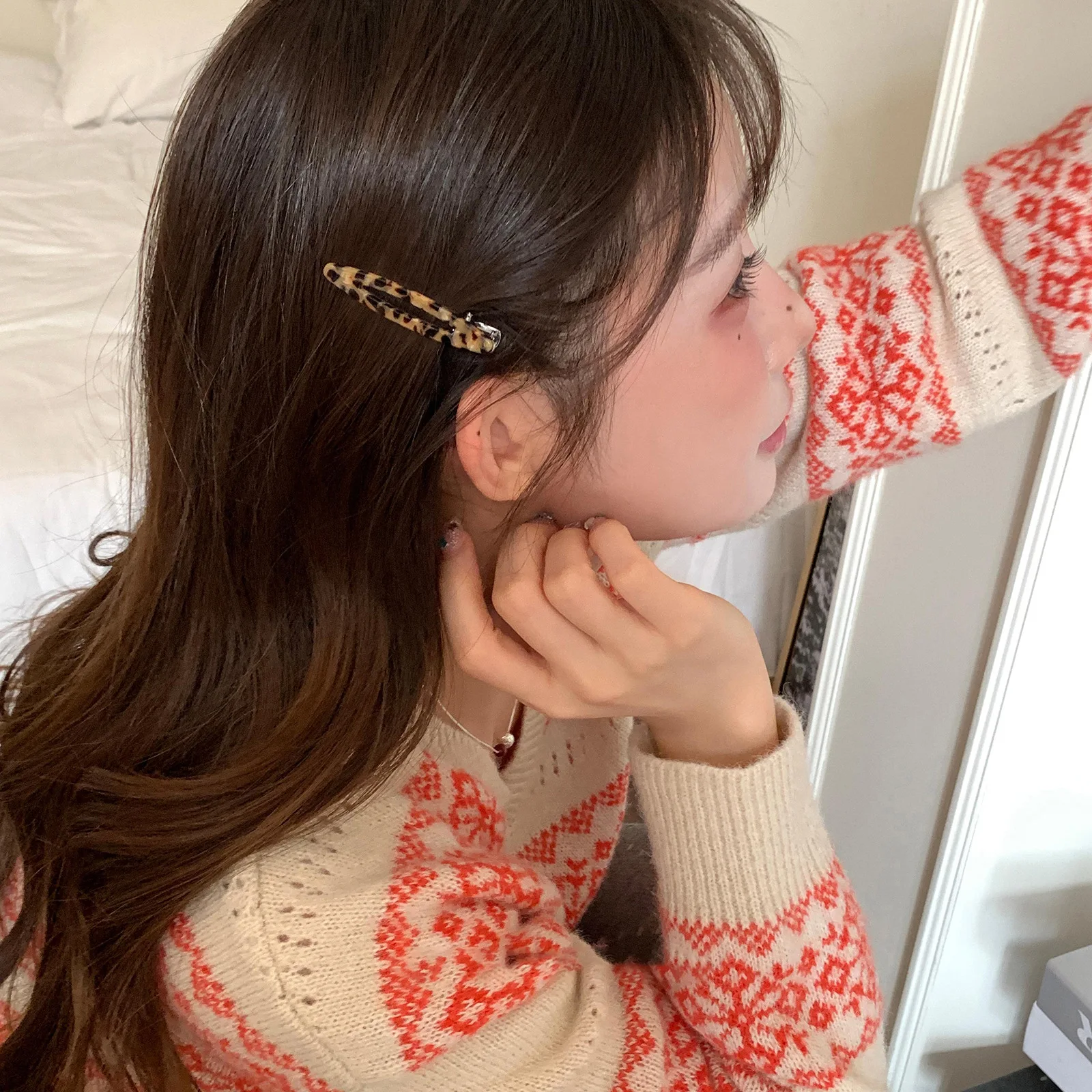 Hollow Oval Geometric Acetate  - Travel Accessories Gifts For Her 评论和价格